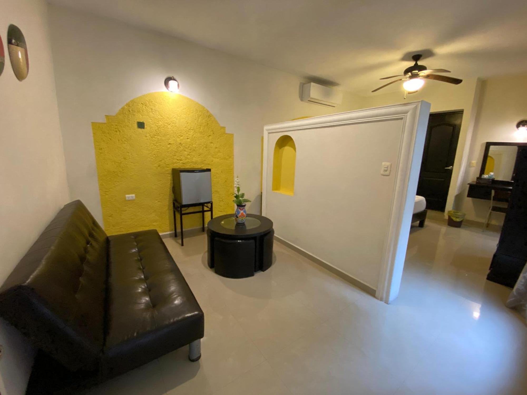 Hotel Quinta Marciala Mx Valladolid  Bagian luar foto