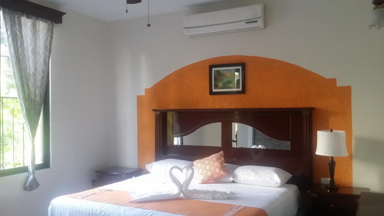 Hotel Quinta Marciala Mx Valladolid  Bagian luar foto
