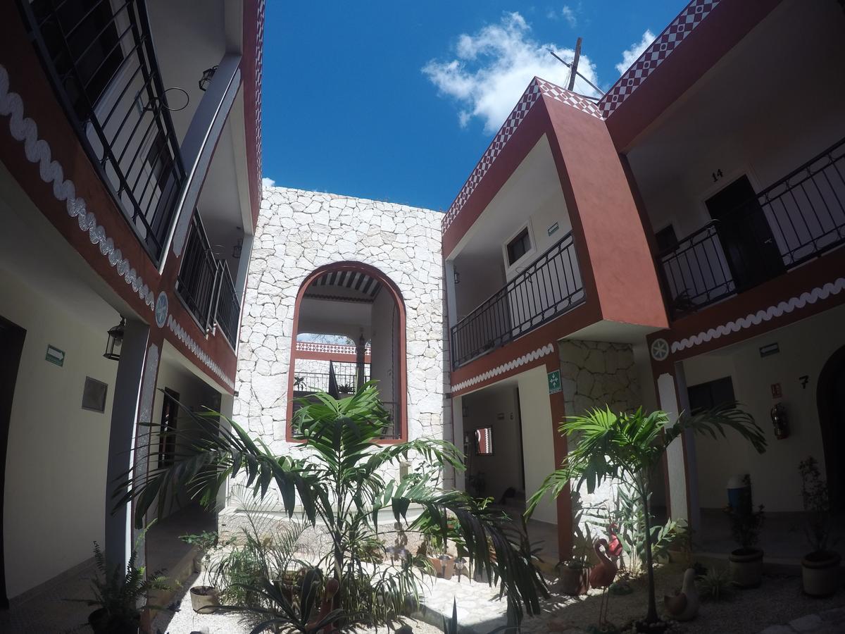 Hotel Quinta Marciala Mx Valladolid  Bagian luar foto