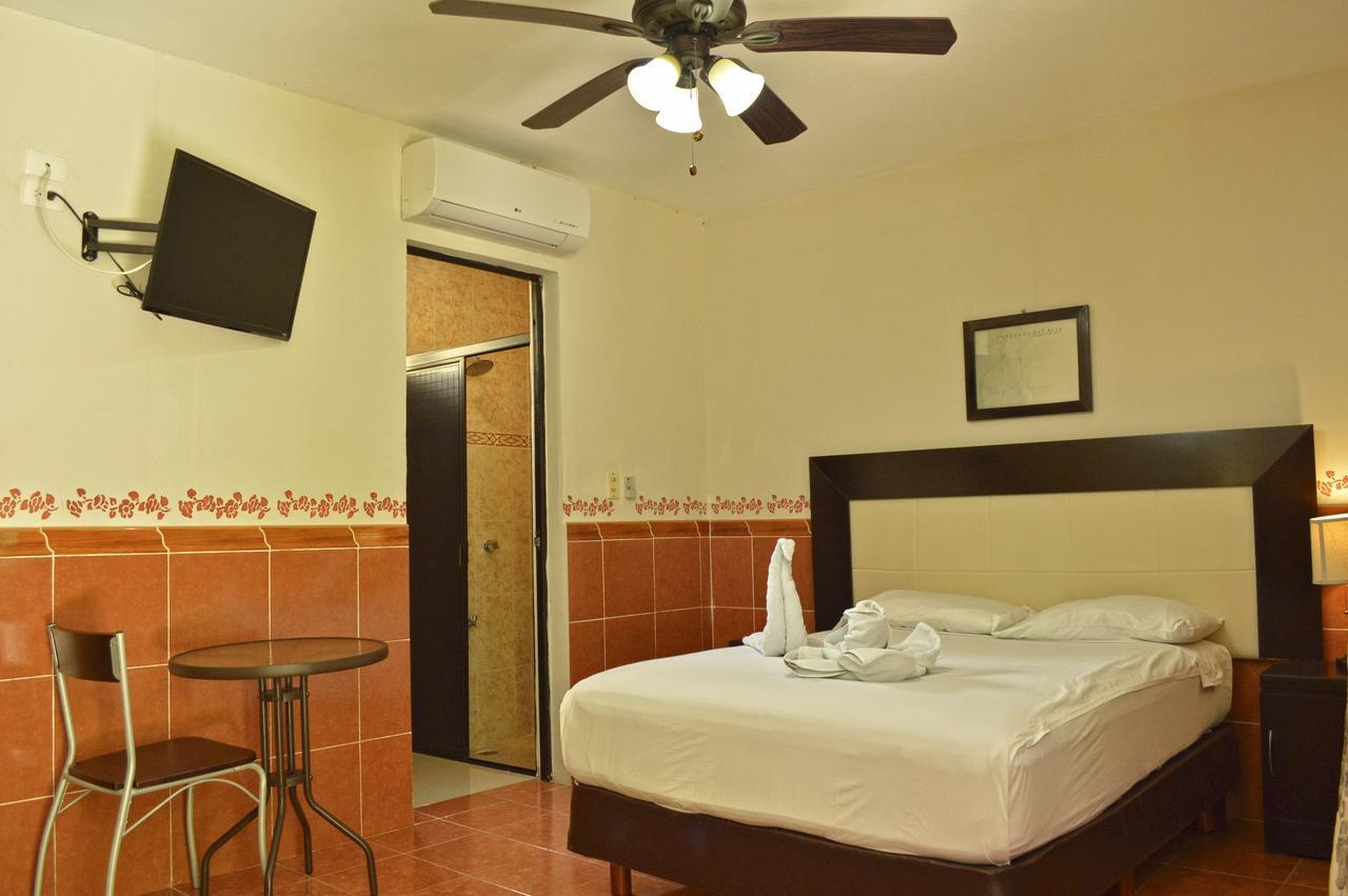 Hotel Quinta Marciala Mx Valladolid  Bagian luar foto