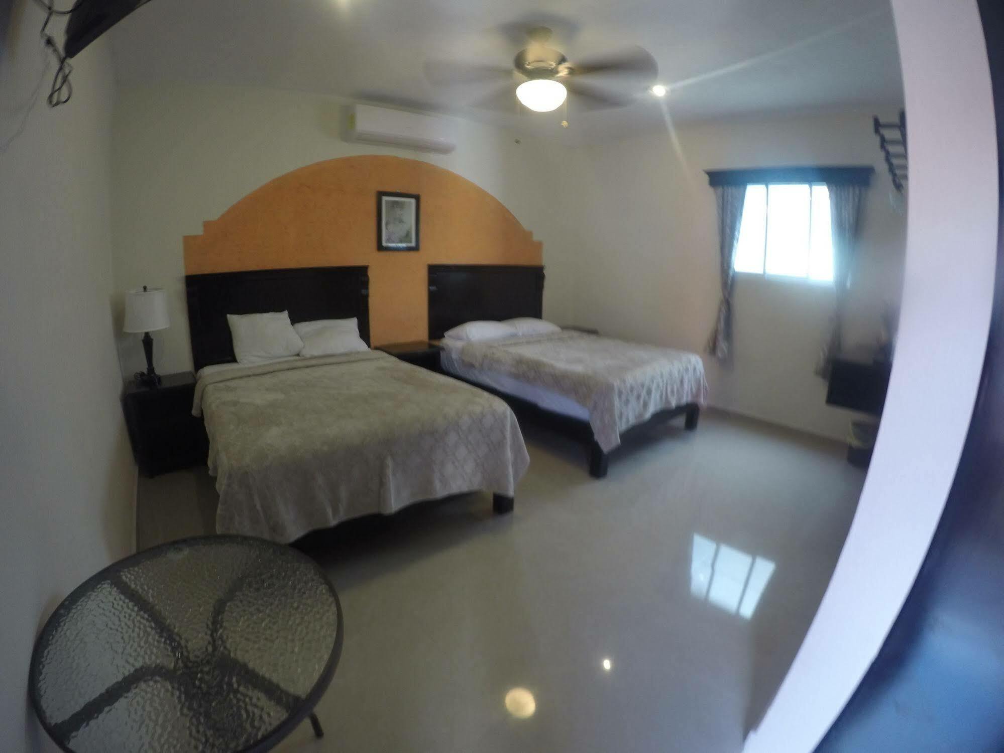 Hotel Quinta Marciala Mx Valladolid  Bagian luar foto